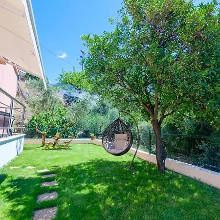 Almyros Aktis Private Garden Holiday home Kalamata