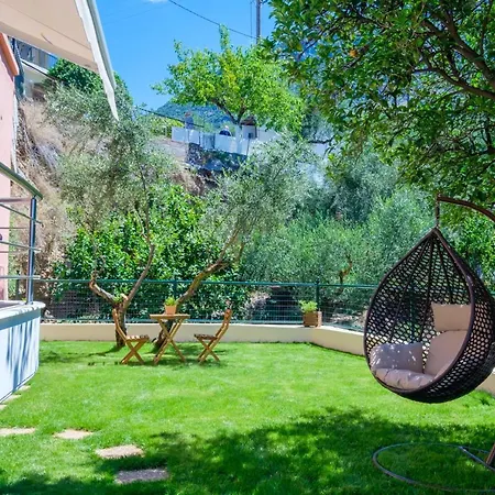 Almyros Aktis Private Garden * Kalamáta