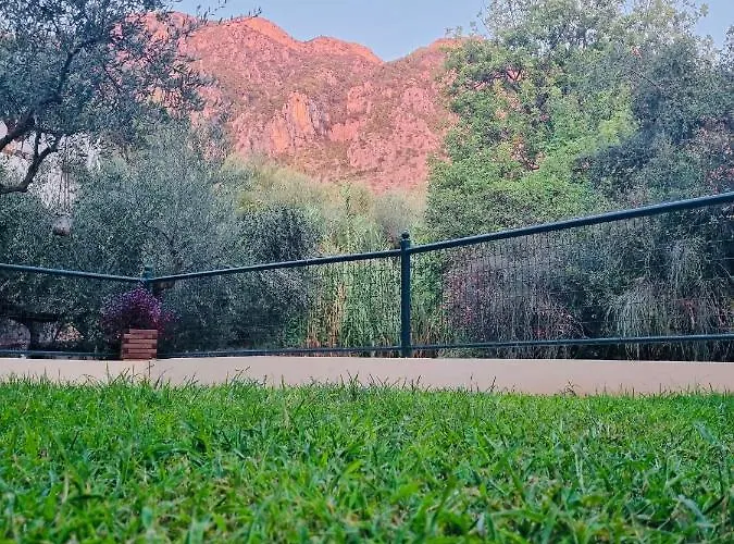 Almyros Aktis Private Garden *