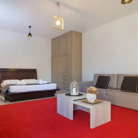 Σπίτι διακοπών Almyros Aktis Private Garden Καλαμάτα