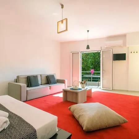 Almyros Aktis Private Garden Kalamata