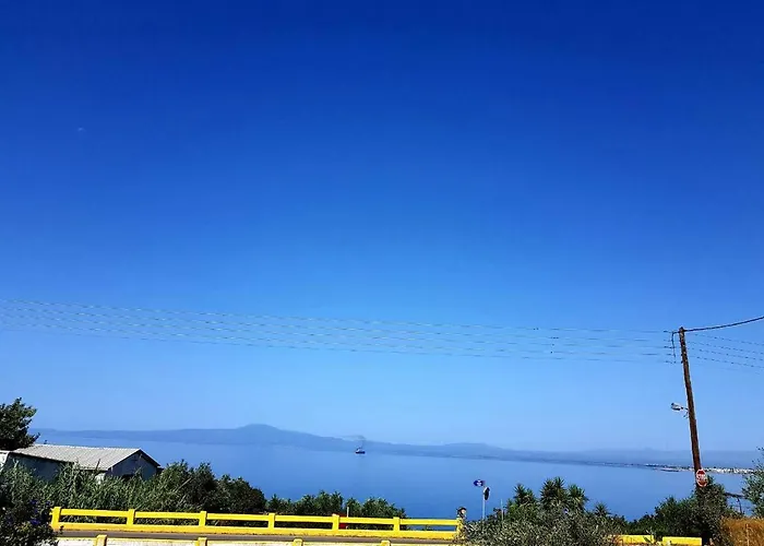 Almyros Aktis Private Garden * Kalamata