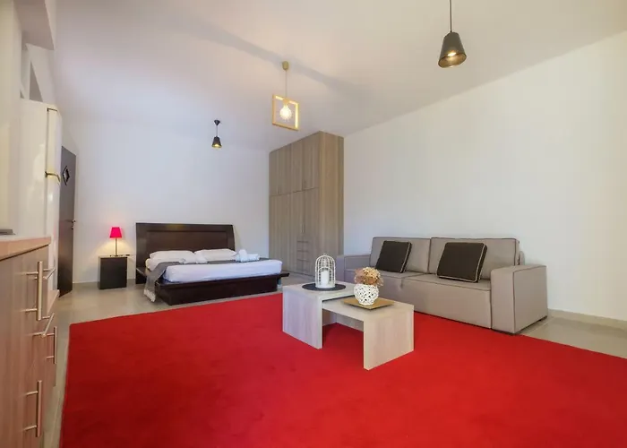 Almyros Aktis Private Garden *